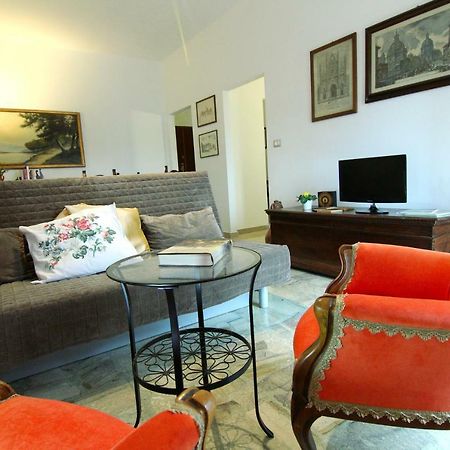 Ferienwohnung Casa Vovos' Terni Exterior foto